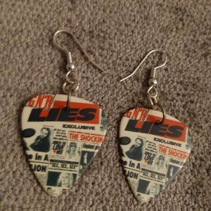 GUNS N ROSES LIES GUITAR PICK EARRINGS